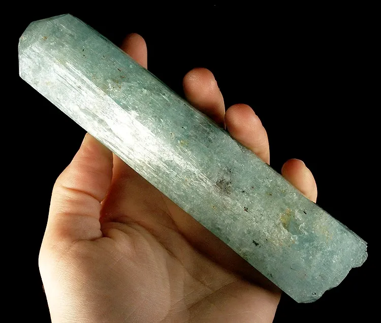 Beryl (Var: Aquamarine) image