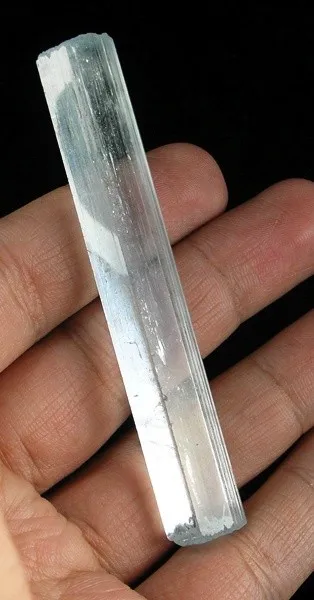 Beryl (Var: Aquamarine) image