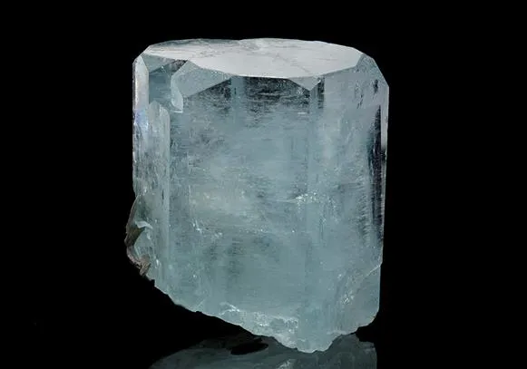 Beryl Var. Aquamarine image