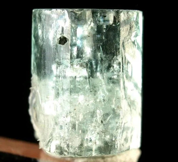 Beryl (Var: Aquamarine) image
