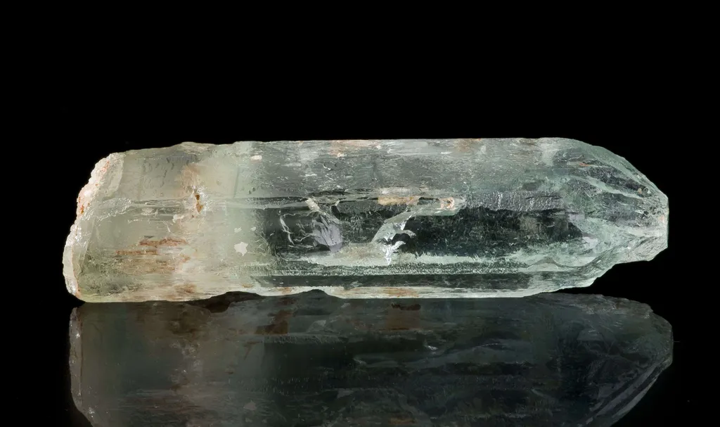 Beryl Var. Aquamarine image