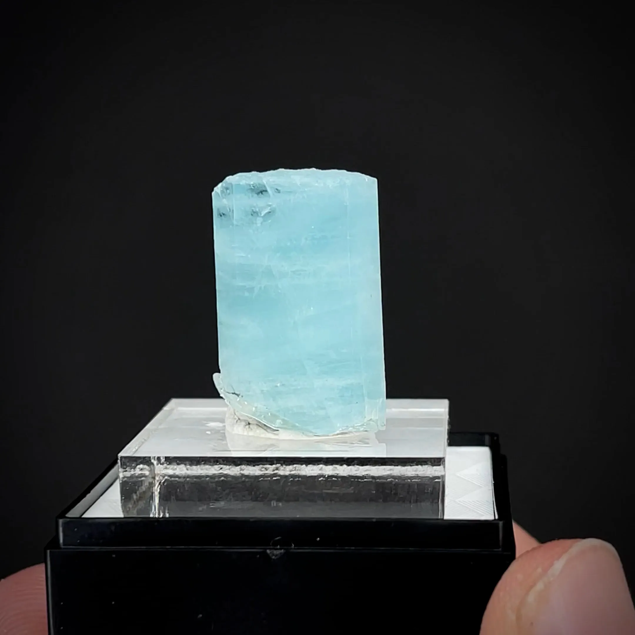 Beryl var. Aquamarine - image 2