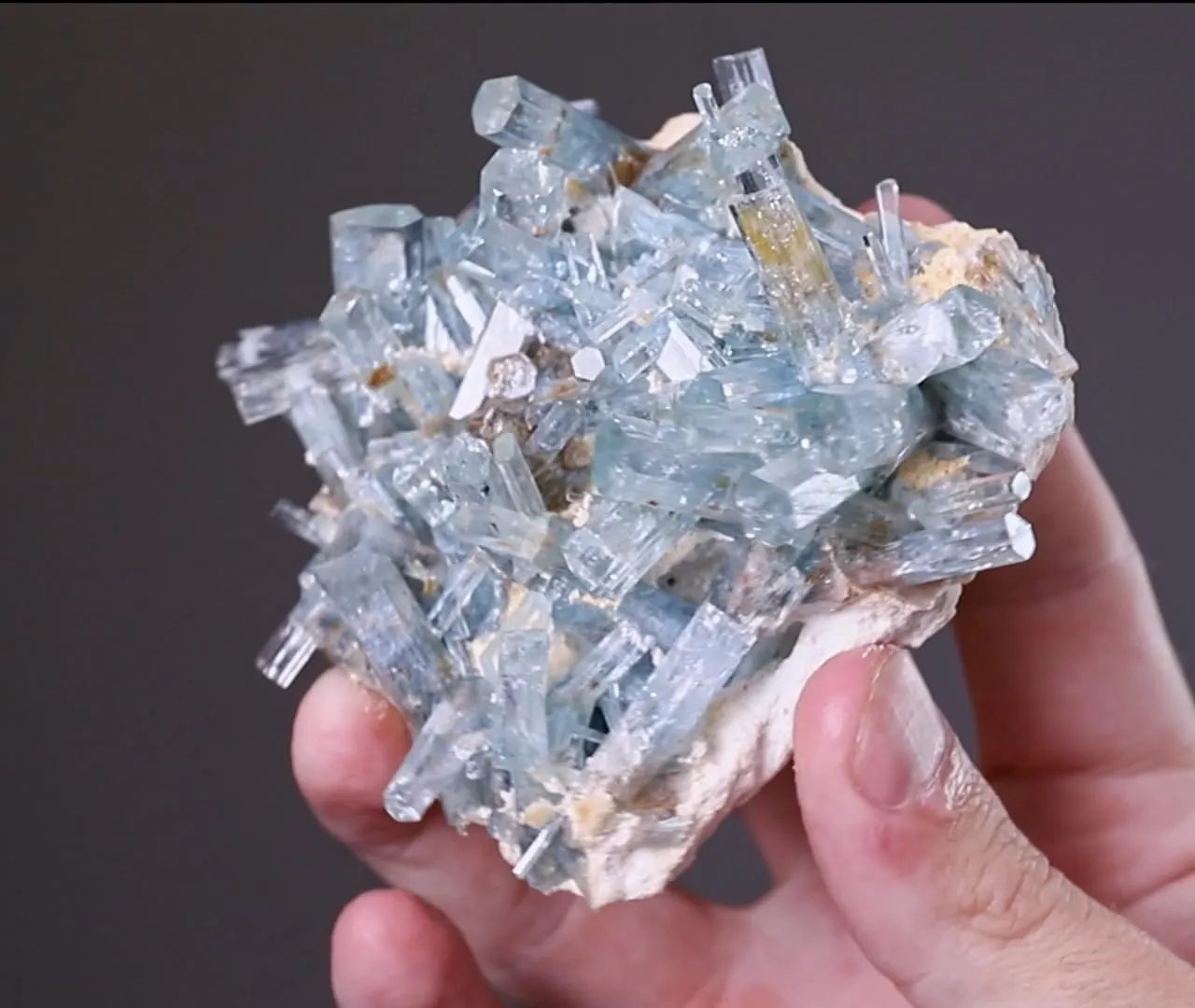 Beryl var. Aquamarine - image 2