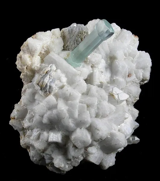 Beryl (Var: Aquamarine) image