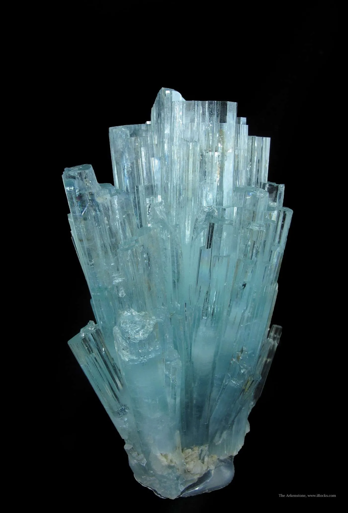 Beryl Var. Aquamarine - image 4