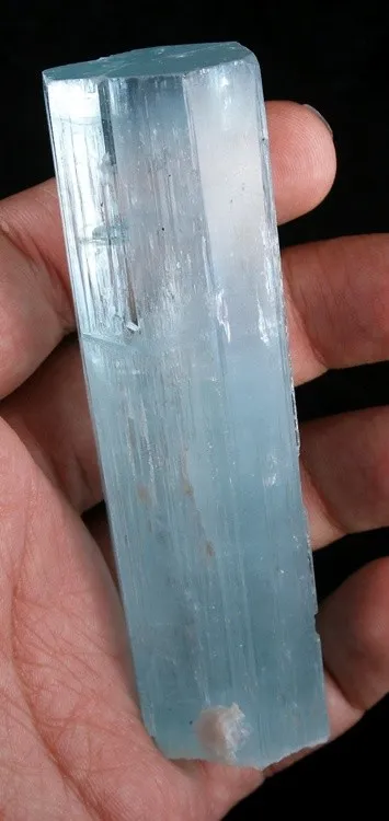 Beryl (Var: Aquamarine) image