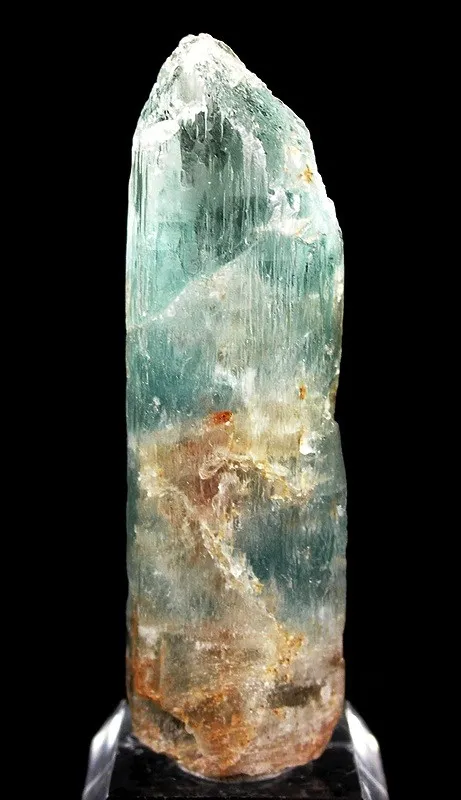 Beryl (Var: Aquamarine) image