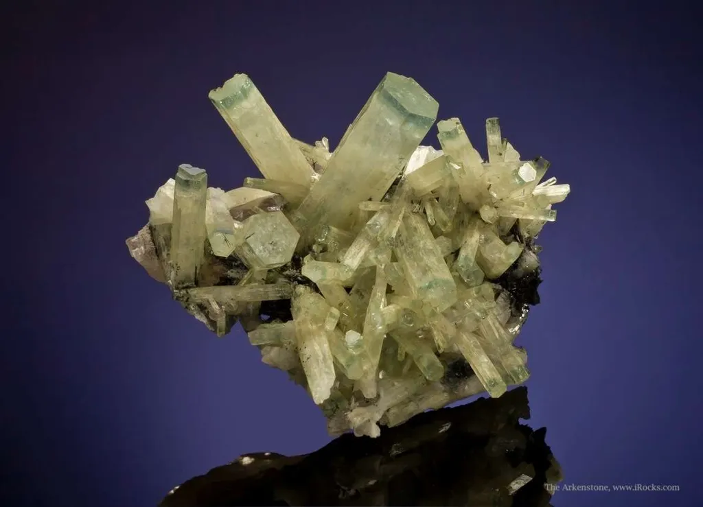 Beryl Var. Aquamarine & Heliodor - image 4