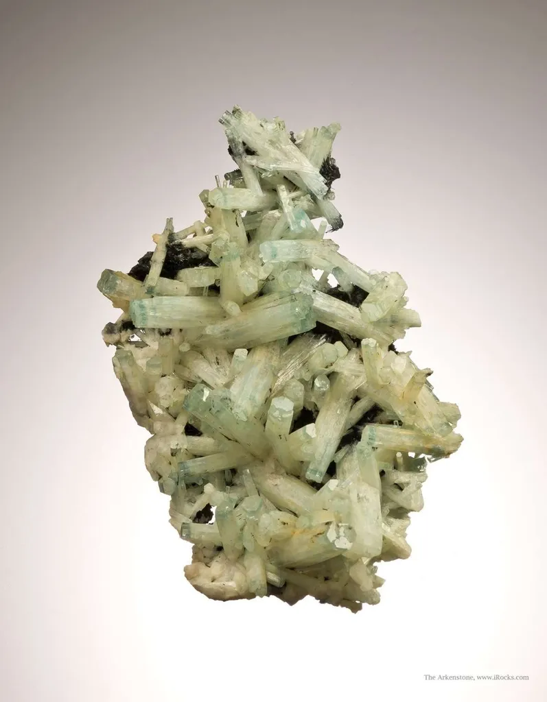 Beryl Var. Aquamarine & Heliodor - image 3