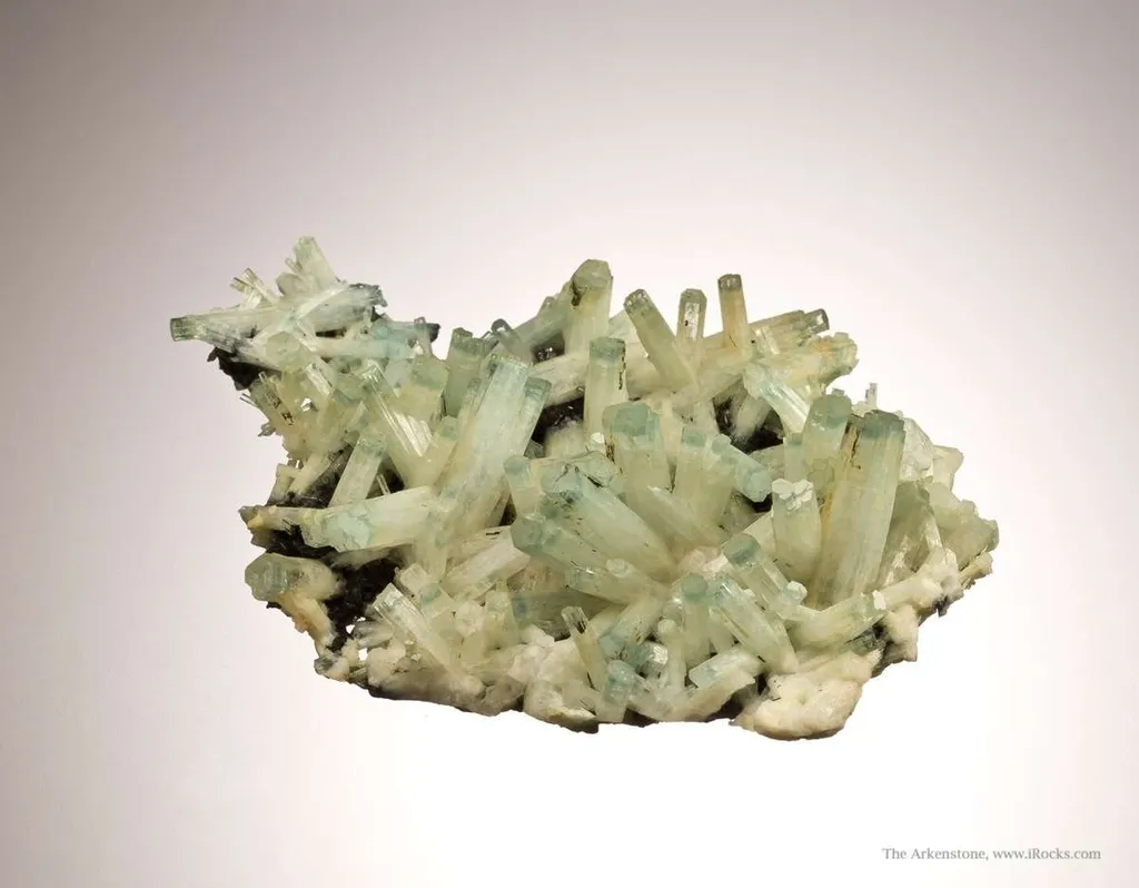 Beryl Var. Aquamarine & Heliodor - image 2