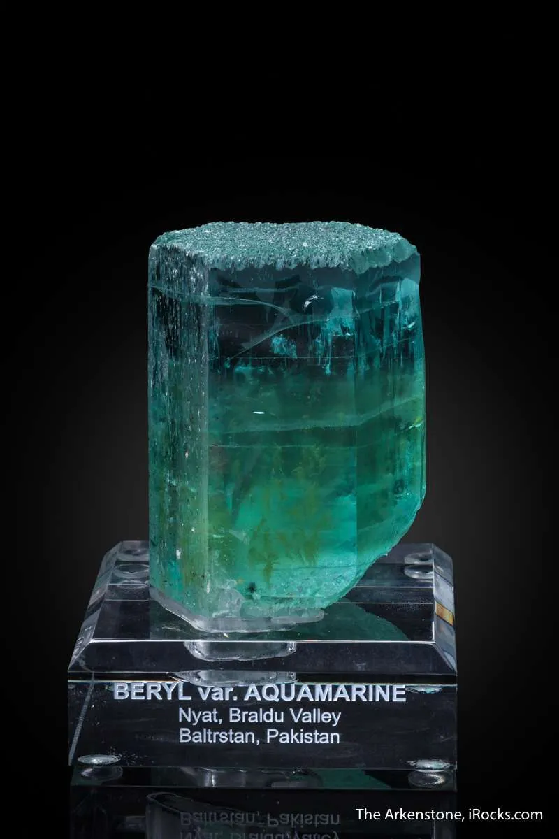 Beryl var. Aquamarine & Heliodor - image 1