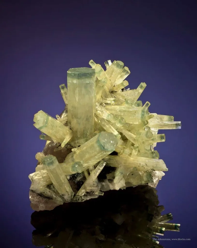 Beryl Var. Aquamarine & Heliodor - image 5