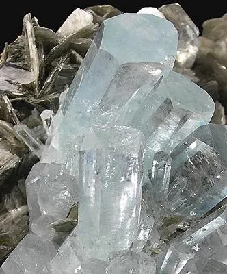 Beryl (Var: Aquamarine), Muscovite - image 2