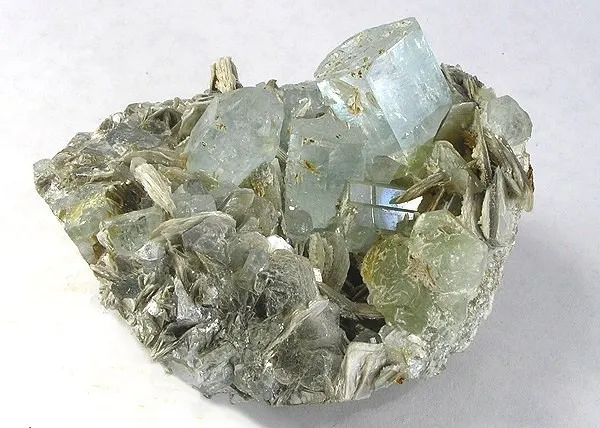 Beryl (Var: Aquamarine), Muscovite image