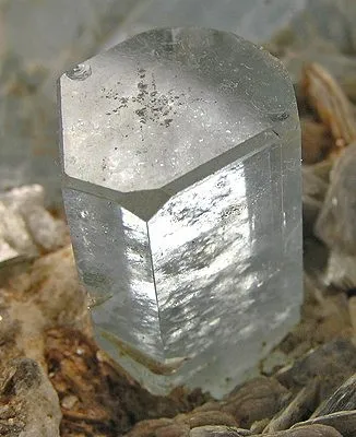 Beryl (Var: Aquamarine), Muscovite - image 2