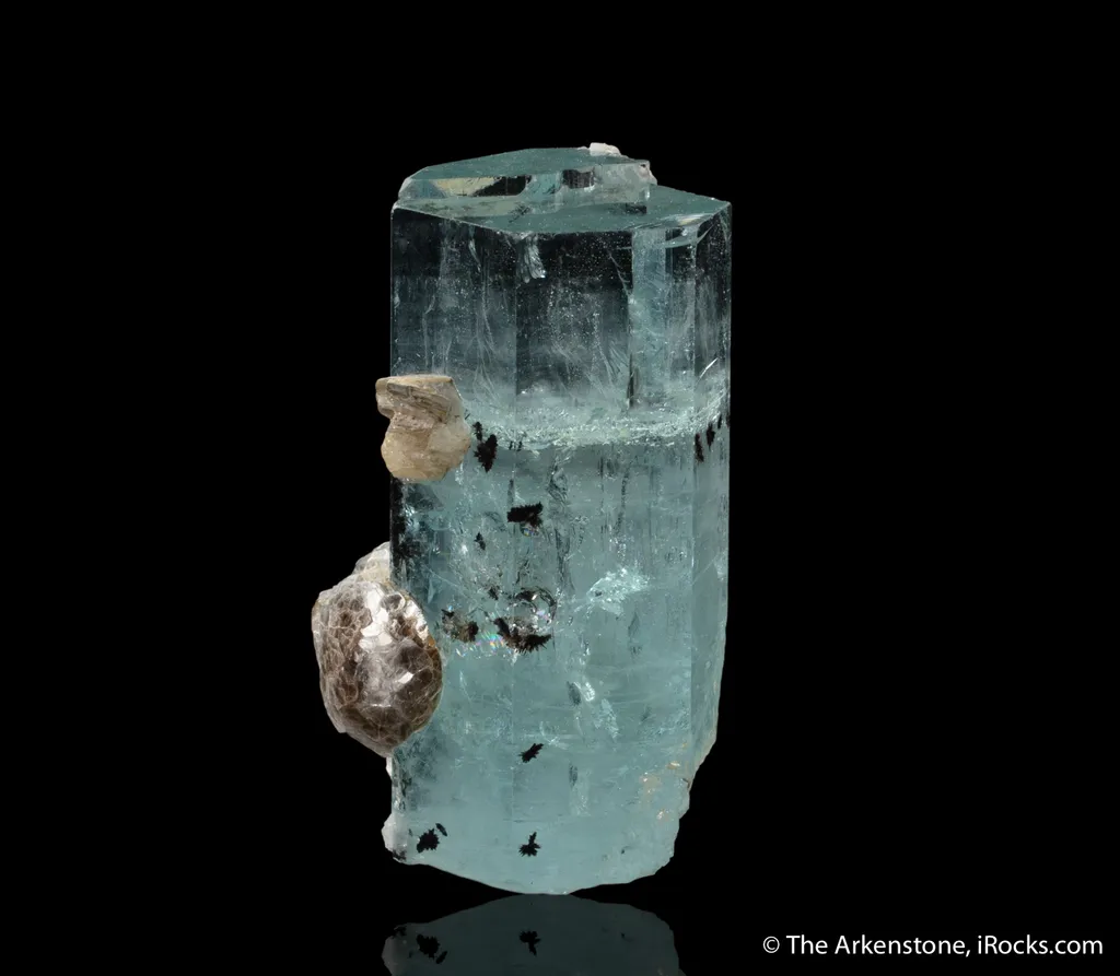 Beryl var. Aquamarine, Muscovite, Schorl - image 3