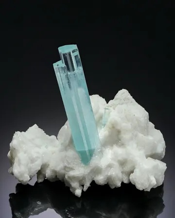 Beryl var. Aquamarine on Albite