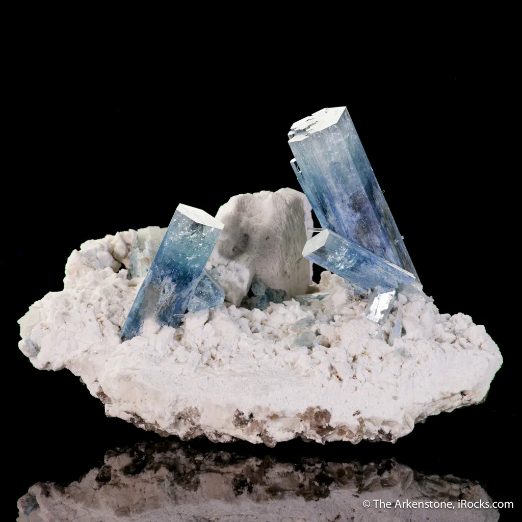 Beryl var. Aquamarine on Feldspar image