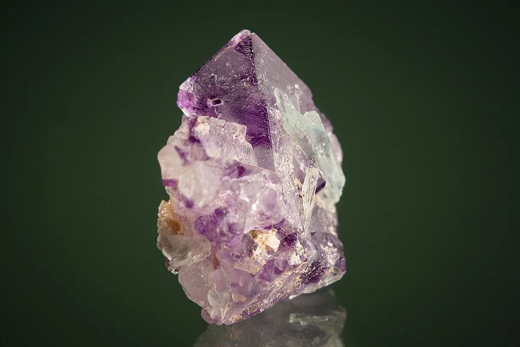 Beryl var. Aquamarine on Fluorite (Spinel twin) - image 5