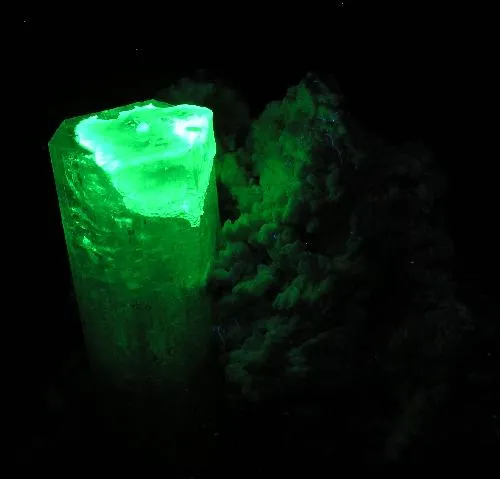 Beryl (Var: Aquamarine), Orthoclase, Opal (Var: Opal-An) - image 2