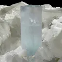 Beryl (Var: Aquamarine), Quartz, Albite - image 2