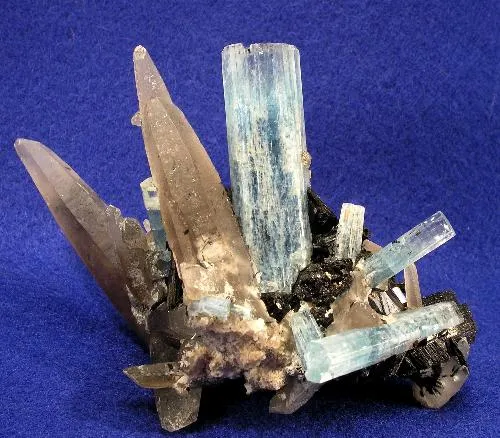 Beryl (Var: Aquamarine), Quartz (Var: Smoky Quartz), Schorl - image 2