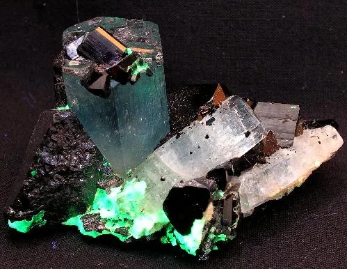 Beryl (Var: Aquamarine), Schorl, Opal (Var: Opal-An) - image 2