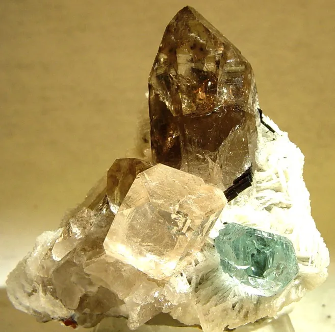 Beryl (Var: Aquamarine), Topaz, Quartz (Var: Smoky Quartz) image