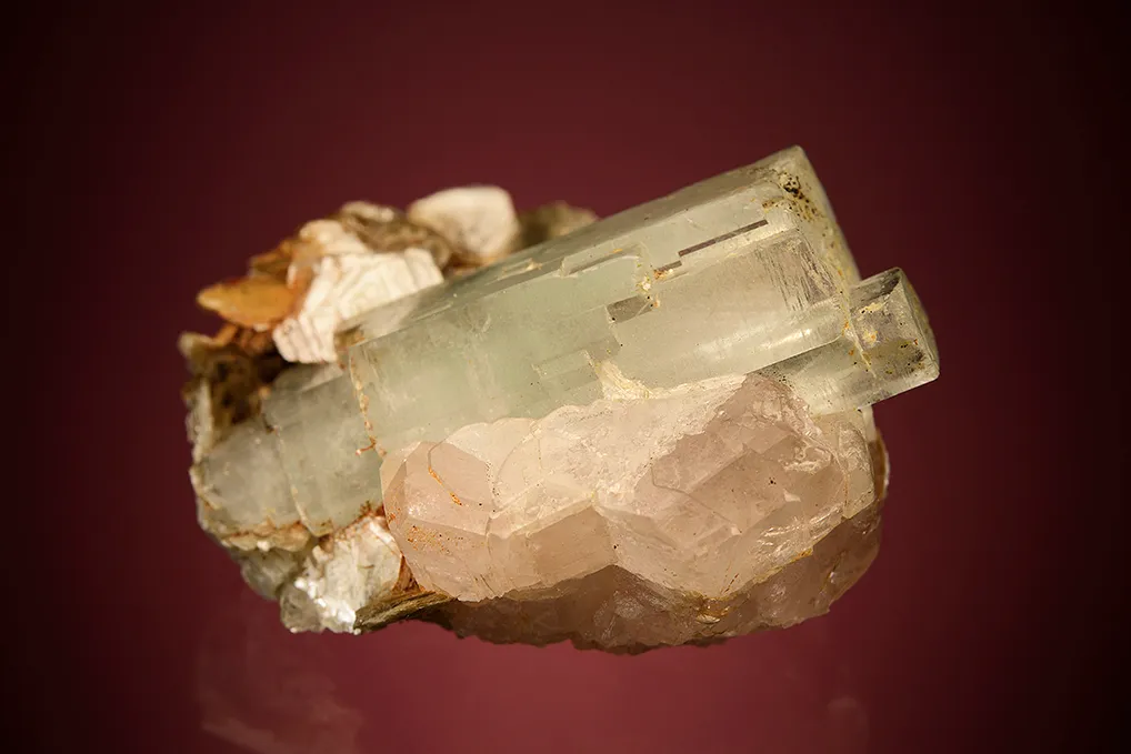 Beryl var. Aquamarine with Fluorapatite - image 4