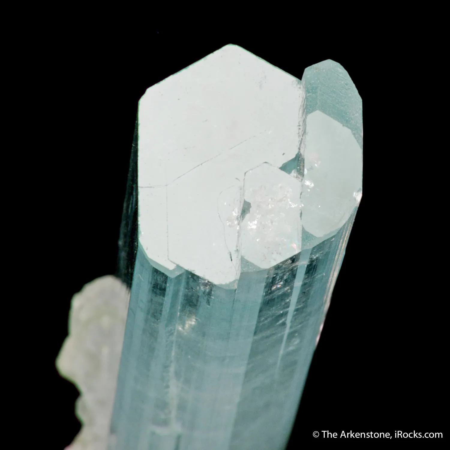 Beryl var. Aquamarine with Garnet inclusions - image 3