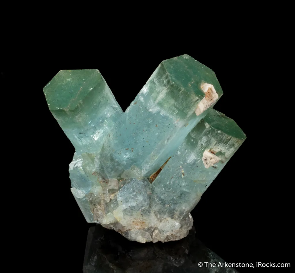 Beryl var. Aquamarine with Heliodor caps - image 4