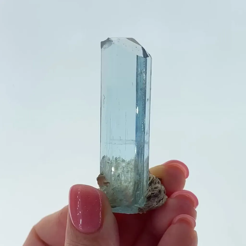 Beryl var. Aquamarine with Muscovite image