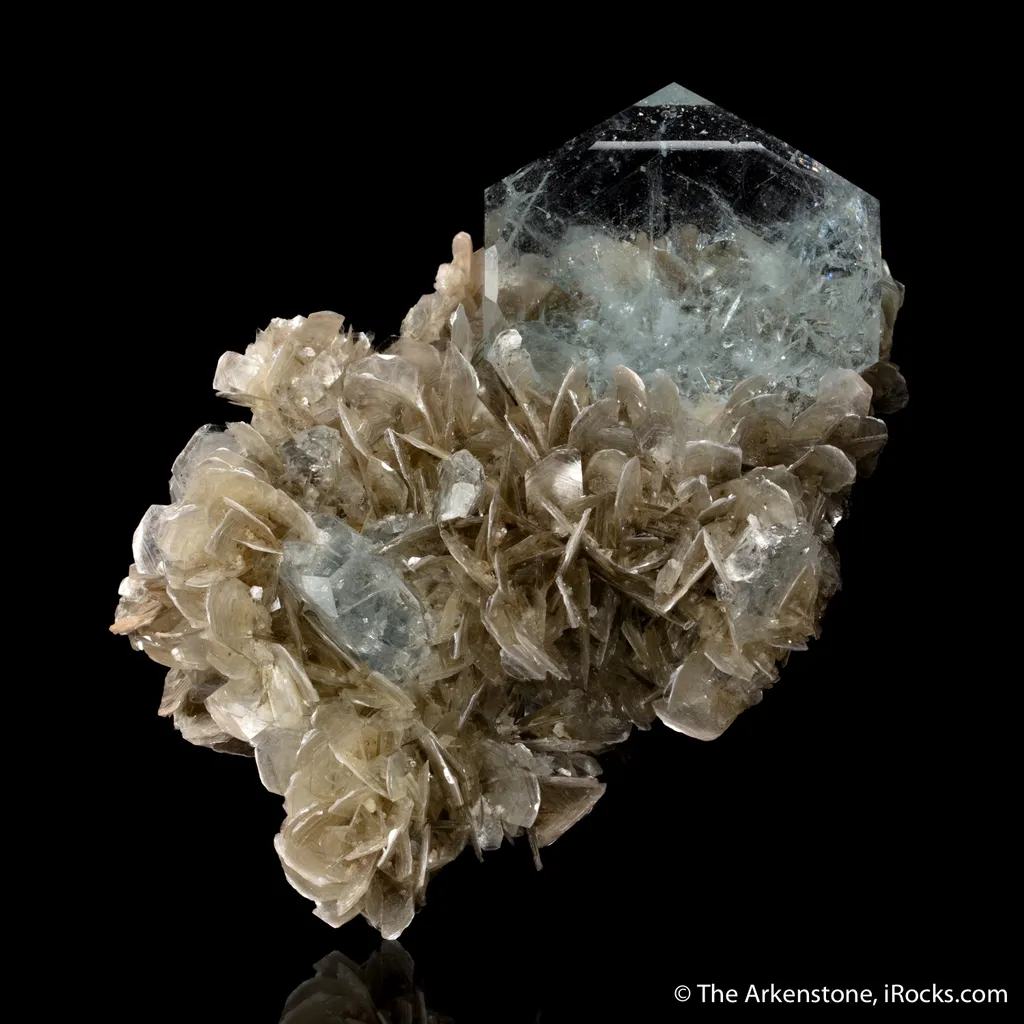Beryl var. Aquamarine with Muscovite image