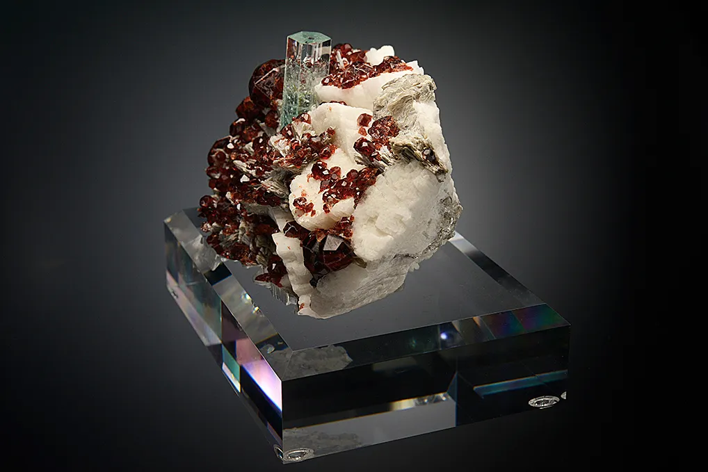 Beryl var. Aquamarine with Spessartine on Microcline and Muscovite - image 6