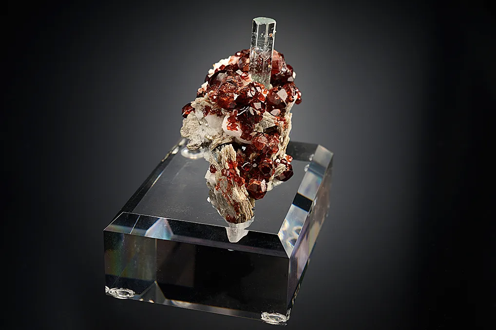 Beryl var. Aquamarine with Spessartine on Muscovite - image 5