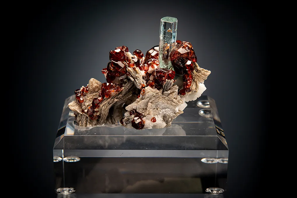 Beryl var. Aquamarine with Spessartine on Muscovite - image 3