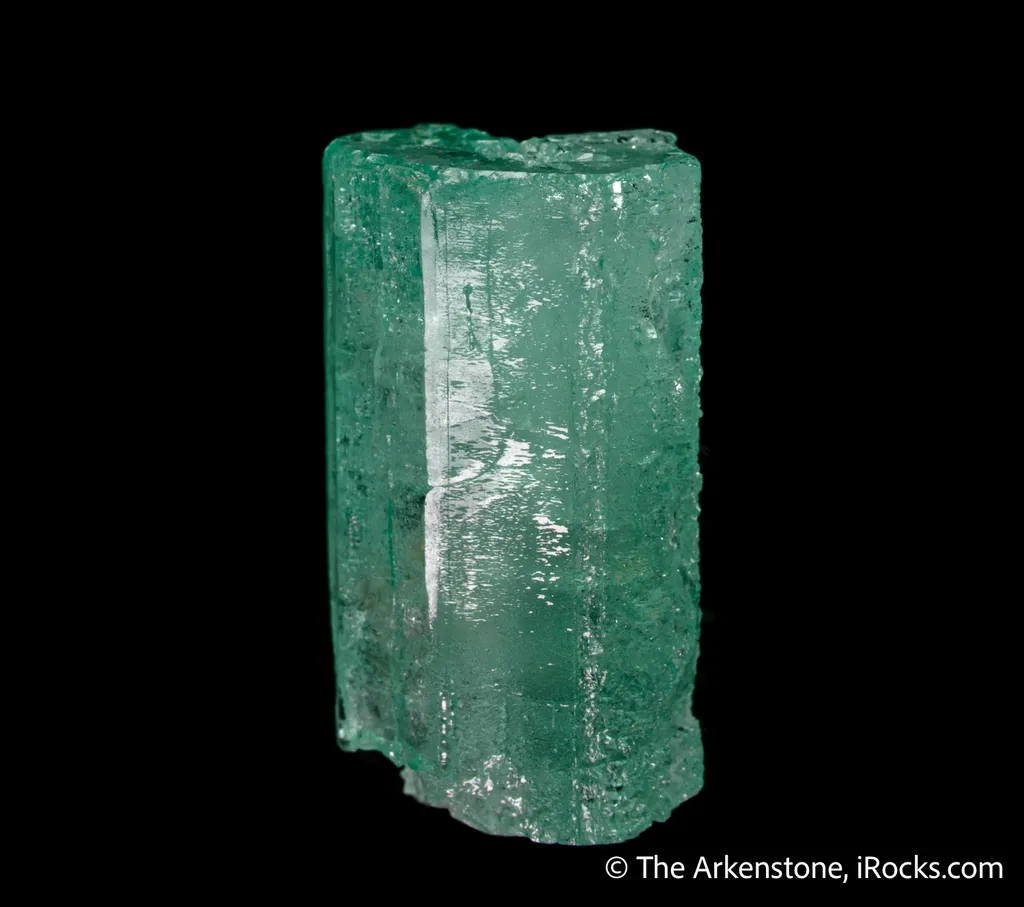 Beryl var. Emerald image