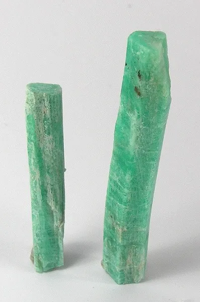 Beryl (Var: Emerald) - image 1