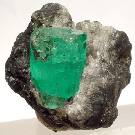 Beryl (Var: Emerald) image