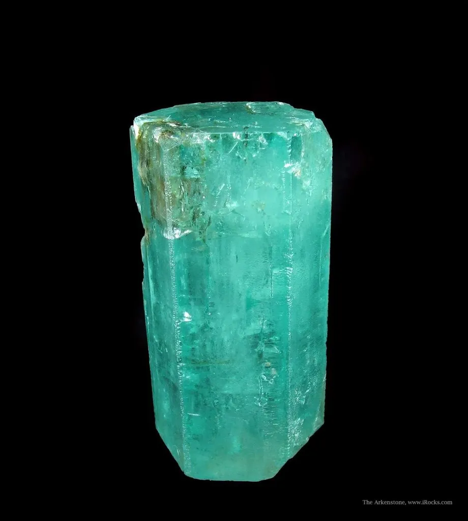 Beryl Var. Emerald image