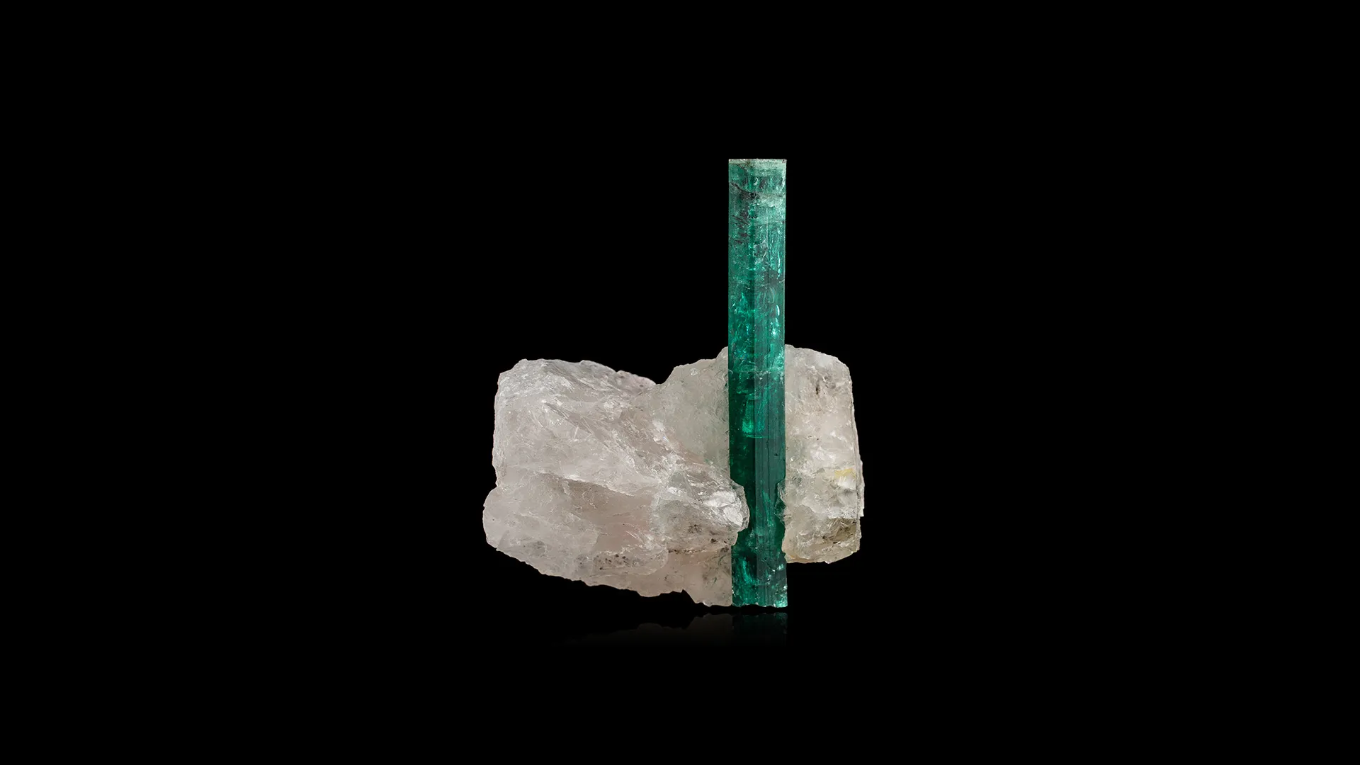 Beryl (var. Emerald) - image 1