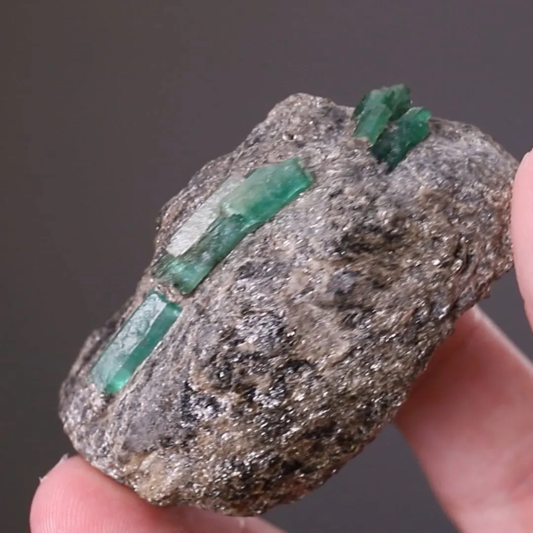 Beryl var. Emerald - image 2