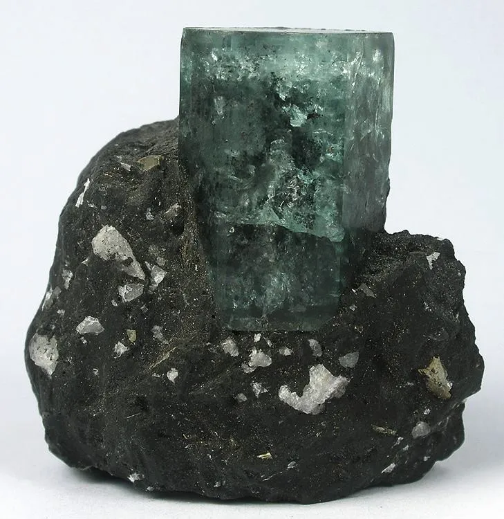 Beryl (Var: Emerald) image