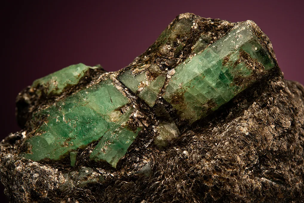 Beryl var. Emerald image