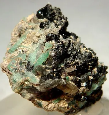 Beryl (Var: Emerald) image