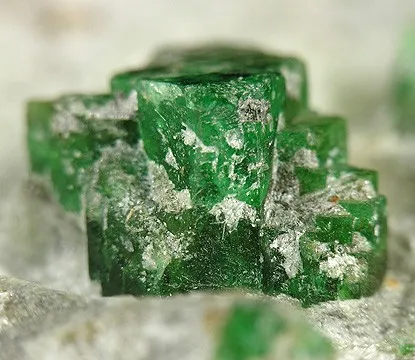 Beryl (Var: Emerald) - image 2