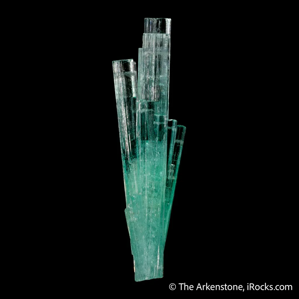 Beryl var. Emerald image