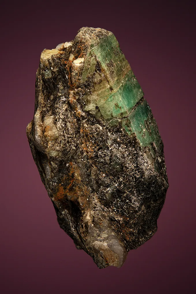 Beryl var. Emerald - image 3
