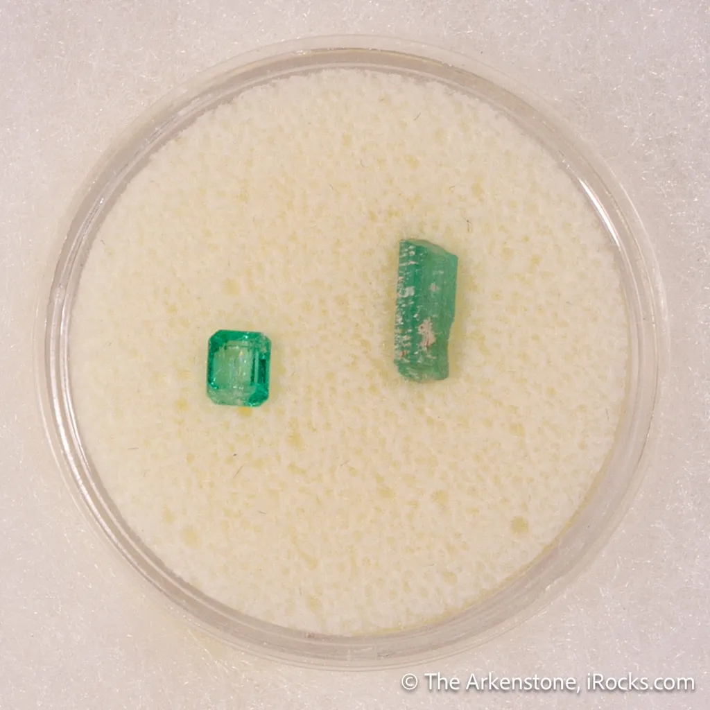 Beryl var. Emerald, Beryl var. Aquamarine, Quartz var. Smoky, Rutile (Rough & Cut set) - image 8