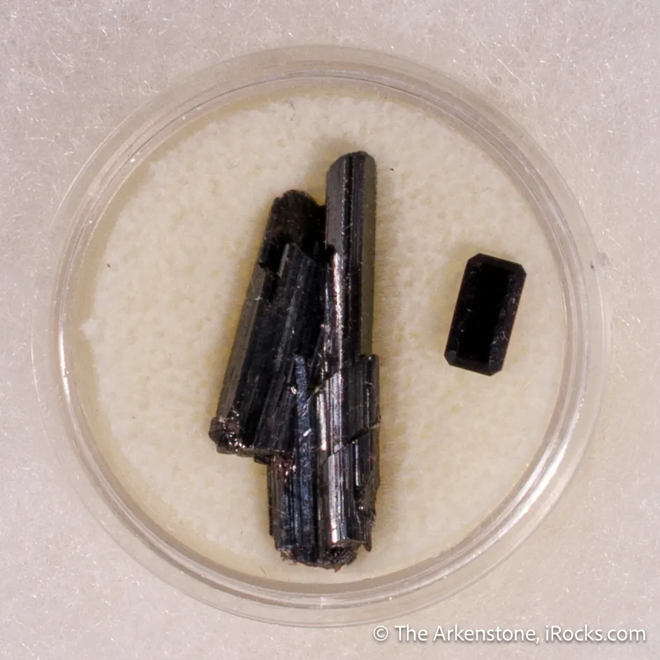 Beryl var. Emerald, Beryl var. Aquamarine, Quartz var. Smoky, Rutile (Rough & Cut set) - image 6
